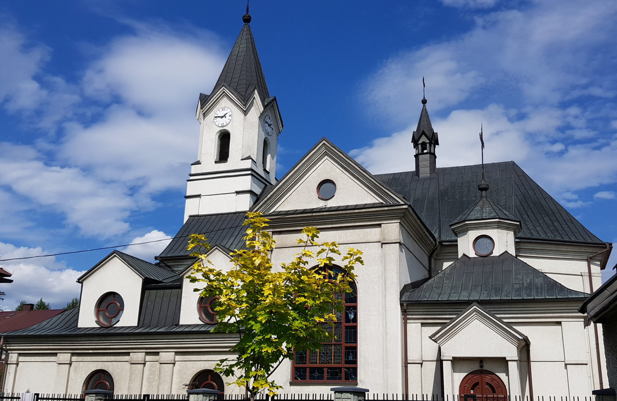 Parafia świętej Jadwigi Śląskiej w Waksmundzie